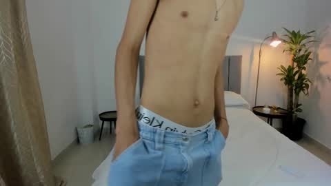 xander_hot7 online show from February 22, 2025, 6:28 am