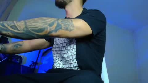 XanderCageX online show from November 16, 2025, 4:51 am