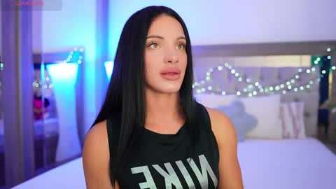 Alexandra online show from July 7, 2026, 8:35 pm