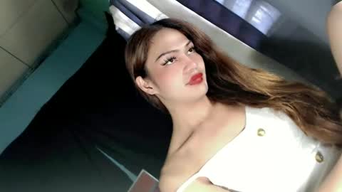 Snapshot of xangel_redx chatting on December 10, 2024, 1:22 am ANGEL online show from December 10, 2024, 1:22 am