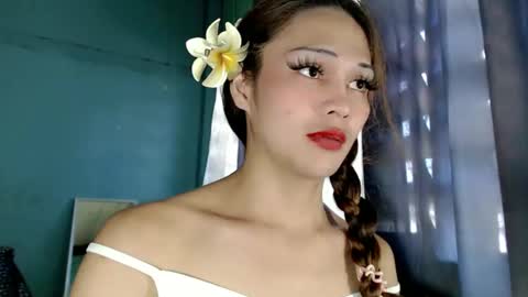 Snapshot of xangel_redx chatting on January 20, 2025, 2:53 am ANGEL online show from January 20, 2025, 2:53 am