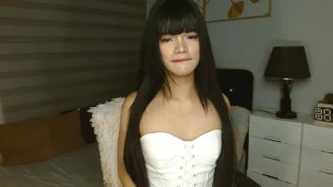 Snapshot of xasian_dollx chatting on June 27, 2026, 7:35 am ELLA online show from June 27, 2026, 7:35 am
