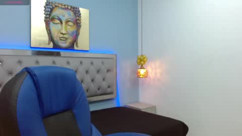 xavii_18_ online show from February 27, 2025, 1:17 pm