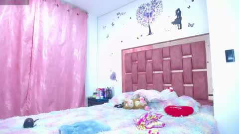 Snapshot of xayunrin chatting on November 1, 2025, 2:35 am xayu online show from November 1, 2025, 2:35 am