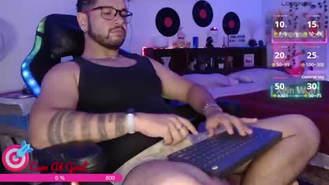 Snapshot of xein_wolf chatting on June 9, 2026, 2:45 am Xein Independent Model online show from June 9, 2026, 2:45 am