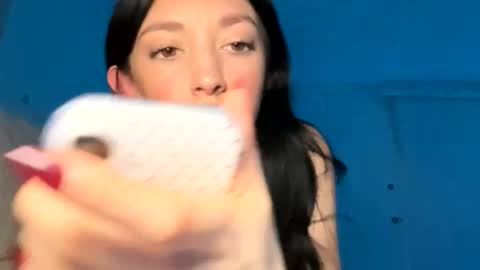 xenadreamx online show from April 5, 2026, 3:36 am