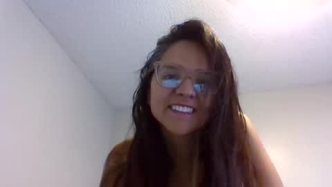 Snapshot of xeniabird chatting on May 30, 2026, 9:56 pm xeniabird online show from May 30, 2026, 9:56 pm