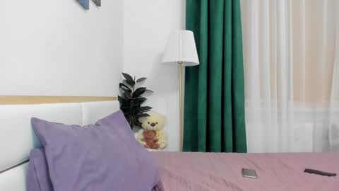 xf33tx online show from January 24, 2025, 9:05 pm