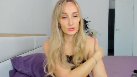 xf33tx online show from February 9, 2025, 10:20 am