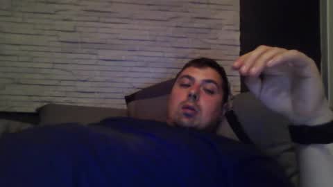 xfikusx44 online show from October 31, 2025, 4:52 pm