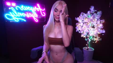 Anne online show from June 4, 2026, 2:39 am