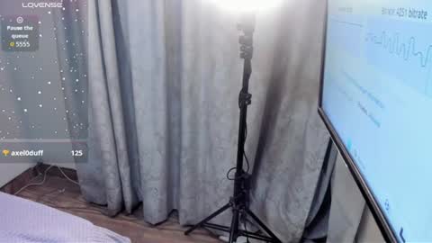 hinata  online show from June 19, 2026, 12:26 am