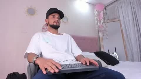 Gambaru online show from June 14, 2026, 1:47 am
