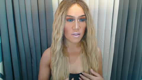 GWEN THOMPSON .......   online show from December 2, 2024, 6:54 pm