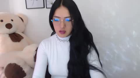 Xia online show from September 24, 2025, 10:02 pm