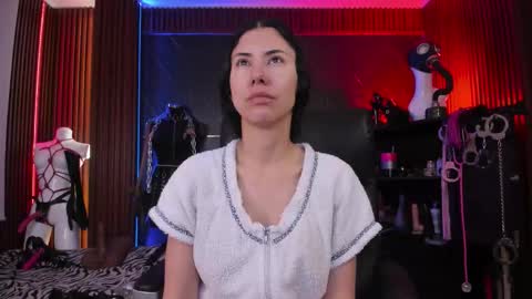 XiaQueen   I M online show from January 13, 2026, 12:32 pm