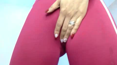 Snapshot of xime_stone chatting on November 8, 2025, 4:40 pm Xime online show from November 8, 2025, 4:40 pm