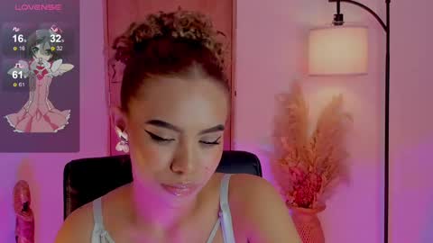 camila online show from December 27, 2024, 3:53 am