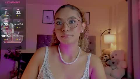 camila online show from February 26, 2026, 8:19 pm