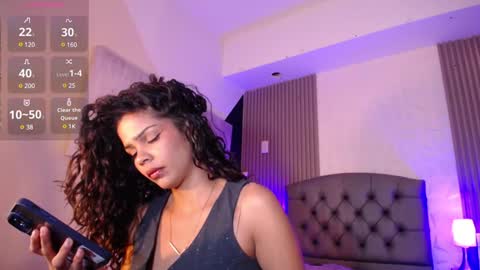 Snapshot of ximenaa_diaz chatting on January 29, 2025, 8:14 pm Mia Vega online show from January 29, 2025, 8:14 pm