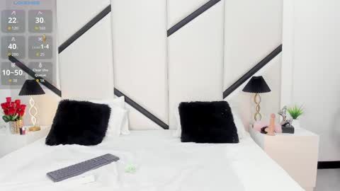 ximenacosta online show from May 25, 2026, 12:00 pm