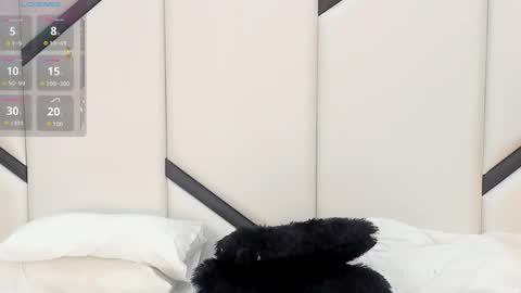 ximenacosta online show from May 28, 2026, 12:13 pm