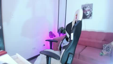 Snapshot of xiomara_as chatting on February 16, 2026, 1:07 pm xiomara_as online show from February 16, 2026, 1:07 pm