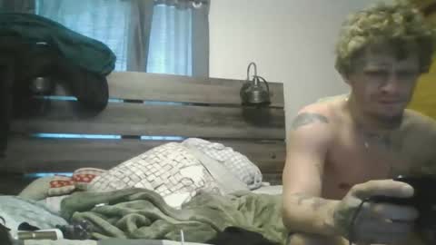 Snapshot of xjackmehoffsluts chatting on March 17, 2026, 1:36 pm The 1 and only online show from March 17, 2026, 1:36 pm