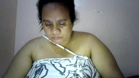 xjuicytits online show from July 28, 2026, 12:01 pm