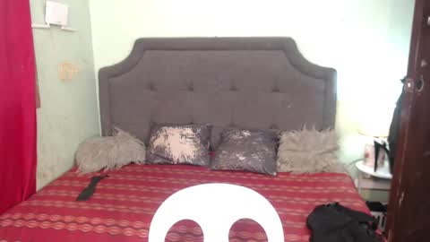 Snapshot of xkaytlyn_whitexx chatting on December 30, 2024, 9:05 am Seductive Kaylyn online show from December 30, 2024, 9:05 am