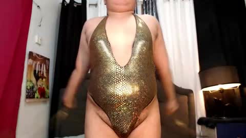 Snapshot of xkaytlyn_whitexx chatting on September 24, 2025, 5:55 am Seductive Kaylyn online show from September 24, 2025, 5:55 am