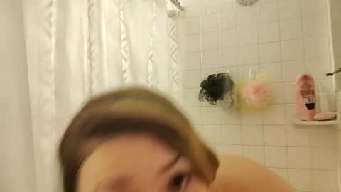 xkittymeowz online show from February 1, 2026, 3:27 am