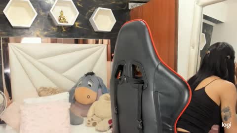 Snapshot of xlmena_slut chatting on December 23, 2024, 6:22 am Ximena online show from December 23, 2024, 6:22 am