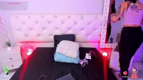 Snapshot of xlmena_slut chatting on October 1, 2025, 3:45 am Ximena online show from October 1, 2025, 3:45 am