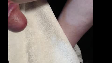 xloadzzz online show from February 4, 2025, 5:01 pm