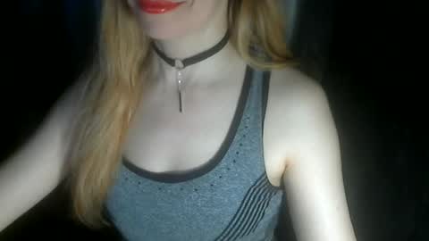 xlorax77703 online show from June 17, 2026, 1:52 am