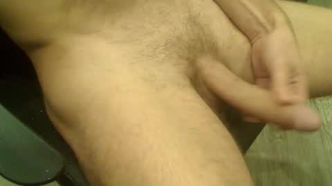 xlsteppo online show from October 16, 2025, 3:57 pm