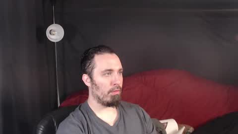 MetalstudMaster online show from February 24, 2025, 4:04 pm