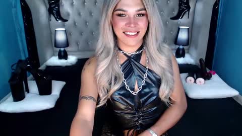 Hailey online show from February 28, 2025, 4:32 am