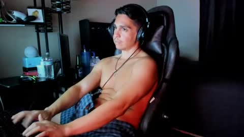 xoalejandroxo6 online show from June 14, 2026, 6:04 am