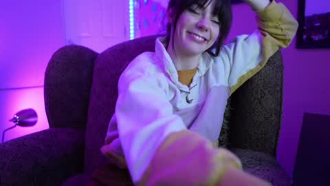 Bella Bondai online show from January 21, 2025, 3:54 pm