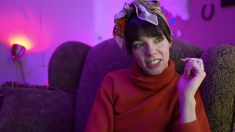 Bella Bondai online show from February 22, 2025, 7:01 am