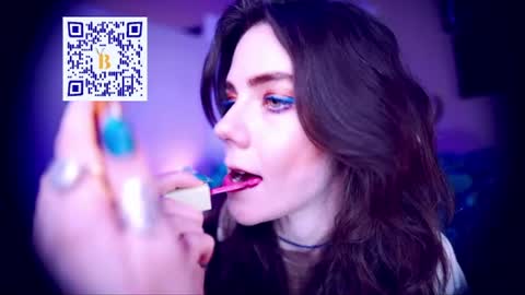 Bella Bondai online show from June 11, 2026, 4:32 am