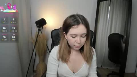 Milana online show from October 17, 2025, 6:38 am