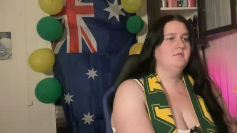 xopeachybaby online show from July 7, 2026, 7:23 am
