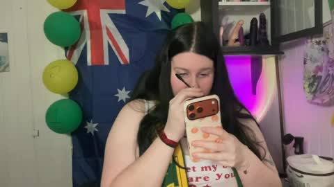 xopeachybaby online show from July 8, 2026, 5:12 am