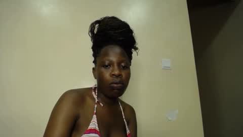 Snapshot of xoxo_booty chatting on November 24, 2025, 7:02 pm Xoxo online show from November 24, 2025, 7:02 pm