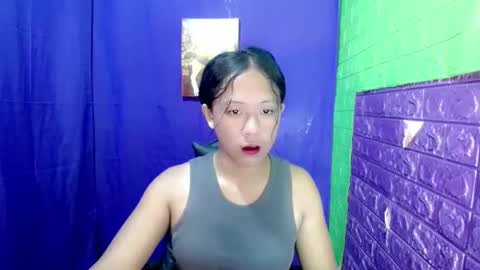 xoxo_megan online show from December 18, 2025, 3:45 am
