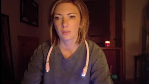 Snapshot of xpbunni chatting on September 9, 2025, 12:43 am xpbunni online show from September 9, 2025, 12:43 am