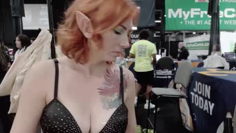 Snapshot of xpbunni chatting on October 24, 2025, 9:00 pm xpbunni online show from October 24, 2025, 9:00 pm